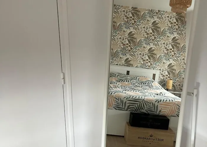 아파트 Le Cocon Des Sacres